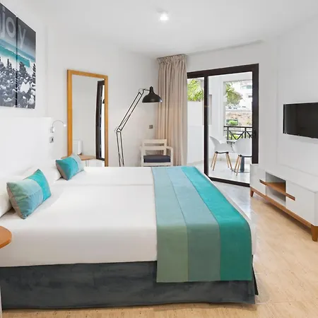 Saint George * Πλάγια ντε λας Αμέρικας