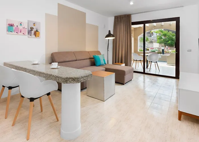 Saint George * Playa de las Américas